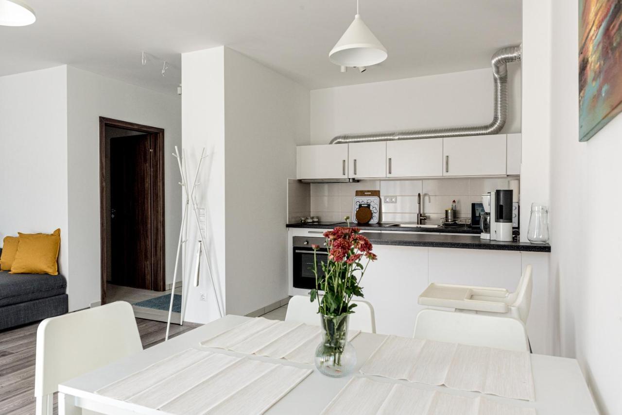 Apartament Amphora Luxury With Free Private Parking And Cozy Balcony